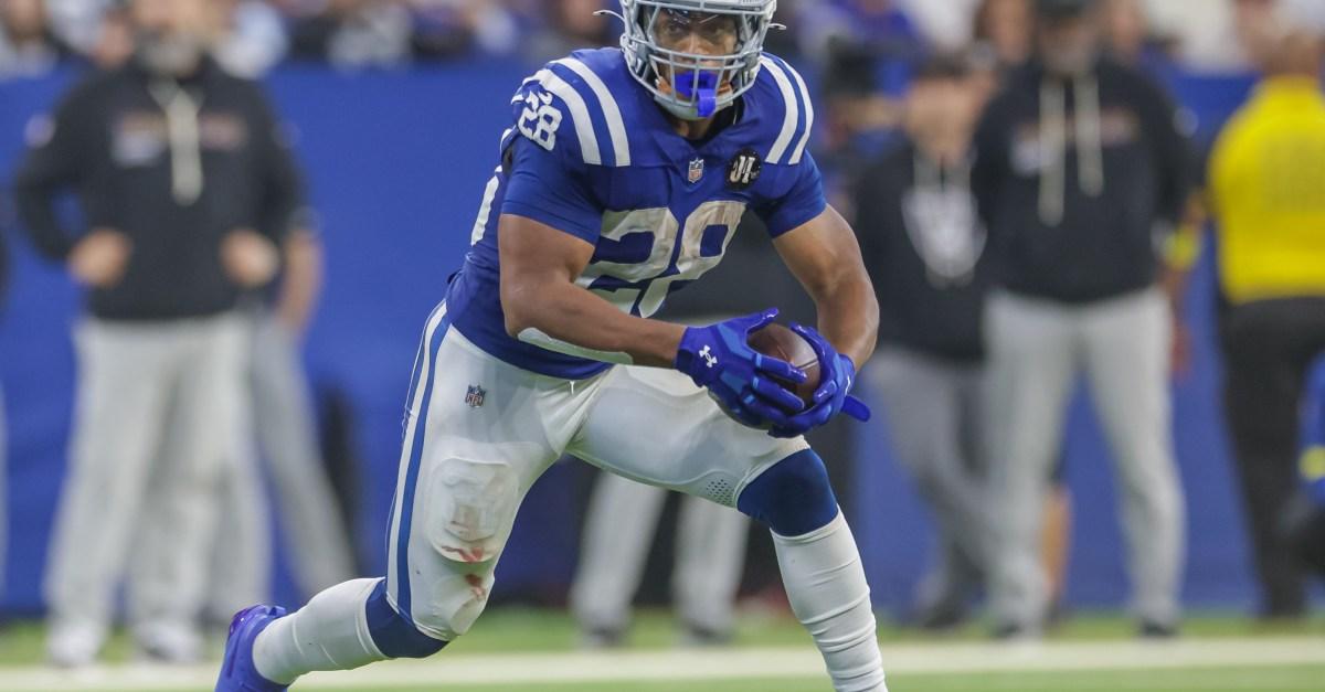 Chargers-Colts Game Preview How Does Anyone Stop Jonathan TaylorBlue from the Bolts