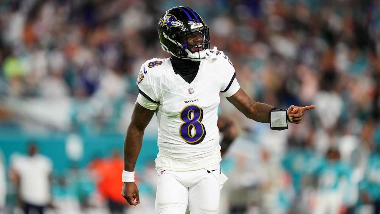 Lamar Jackson threw 4 TDs in the comeback win as the Ravens outlasted the Dolphins