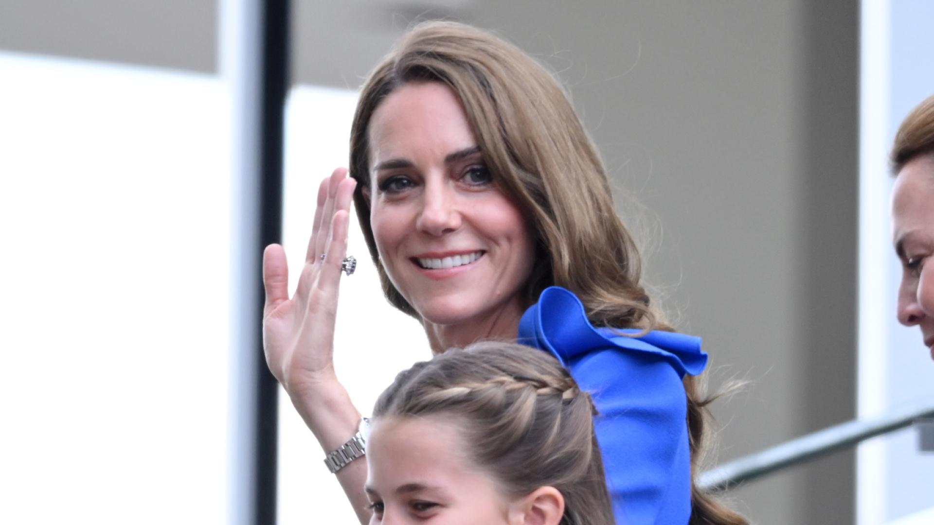 Kate Middleton is wearing a royal blue dress for the return of Wimbledon |Marie Claire